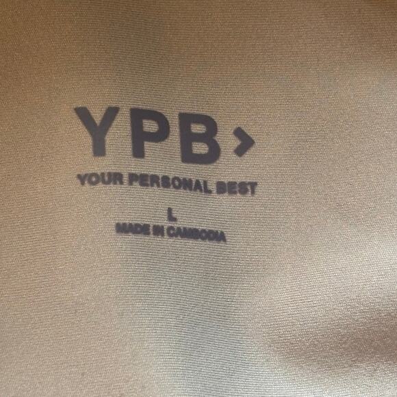 Abercrombie & Fitch YPB NWT 7/8 Legging - size Large - Picture 4 of 6